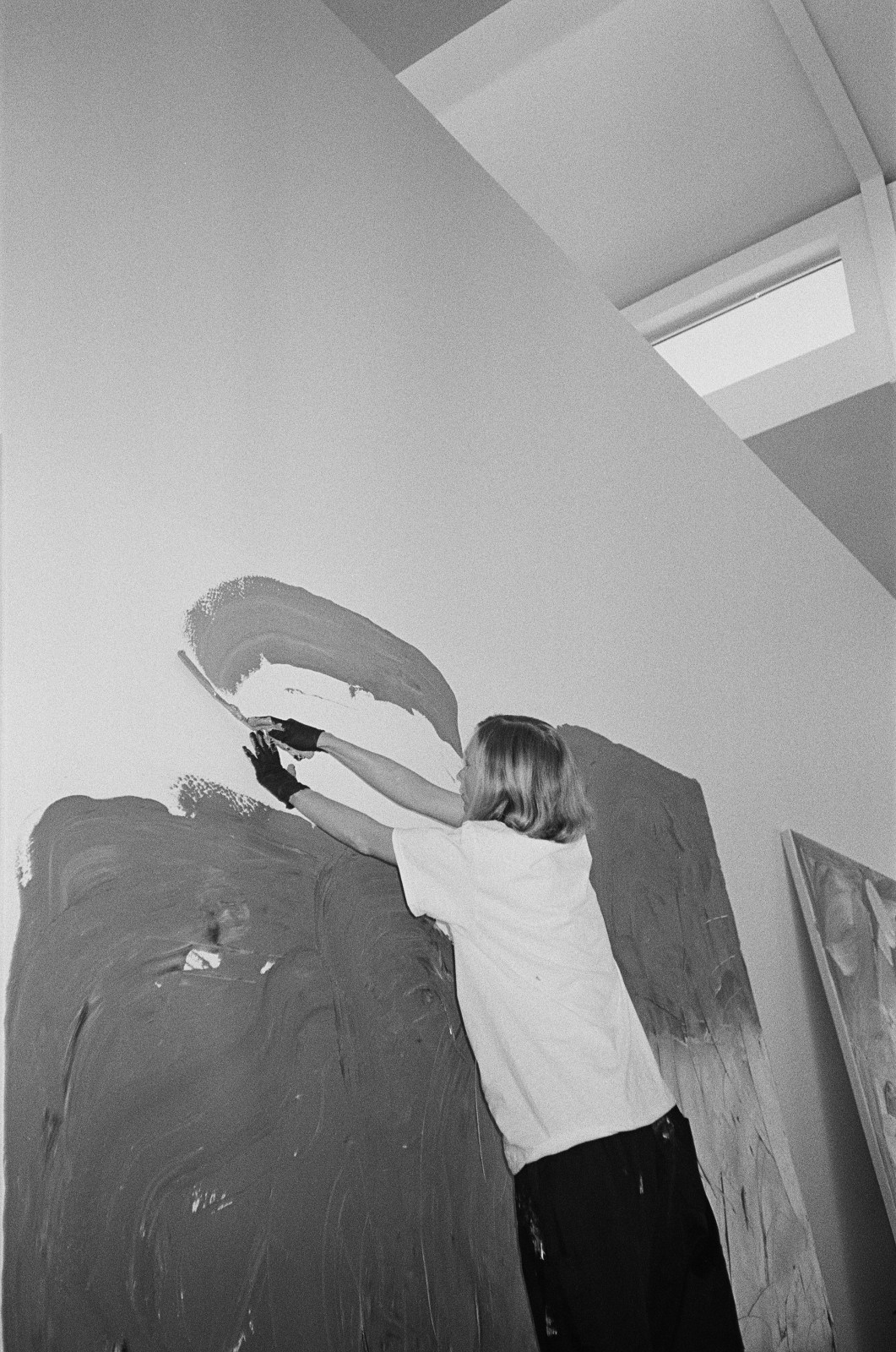 Hetzler Marfa presents ‘Indoor Paintings’ by artist Grace Weaver The