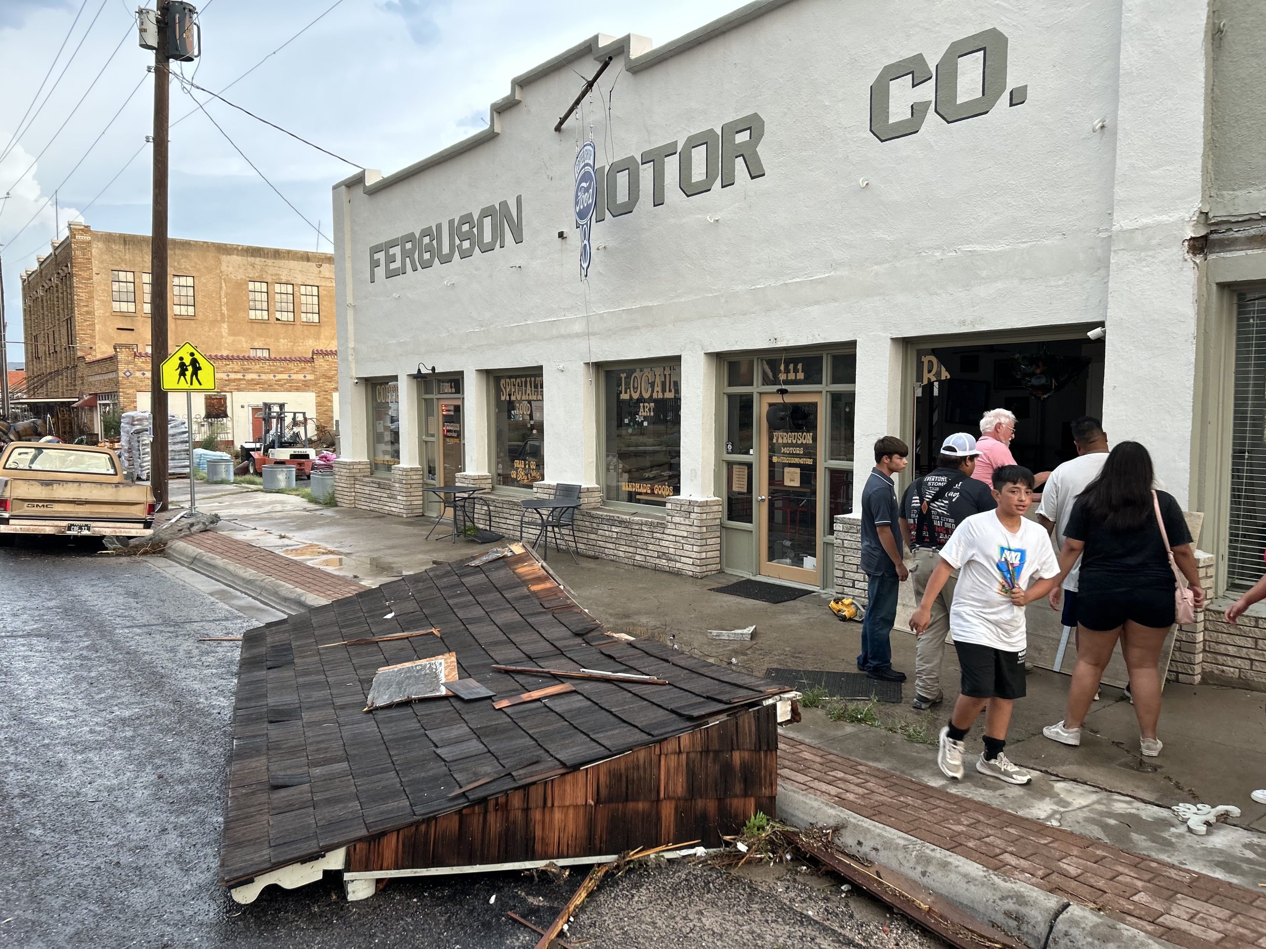 Tornado rips through Sanderson Sunday, destroying buildings and