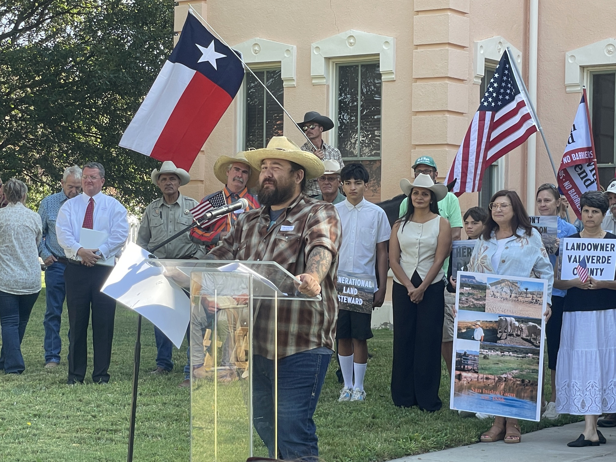 Big Bend landowners file suit over border wall